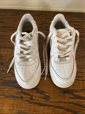 Nike Kid’s Air Force 1 Sneaker (Size 6Y)